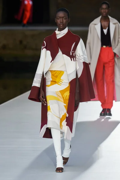 Look 39